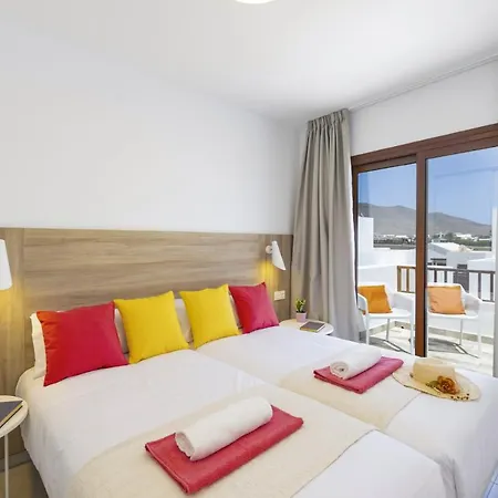 Villa Naomi By *